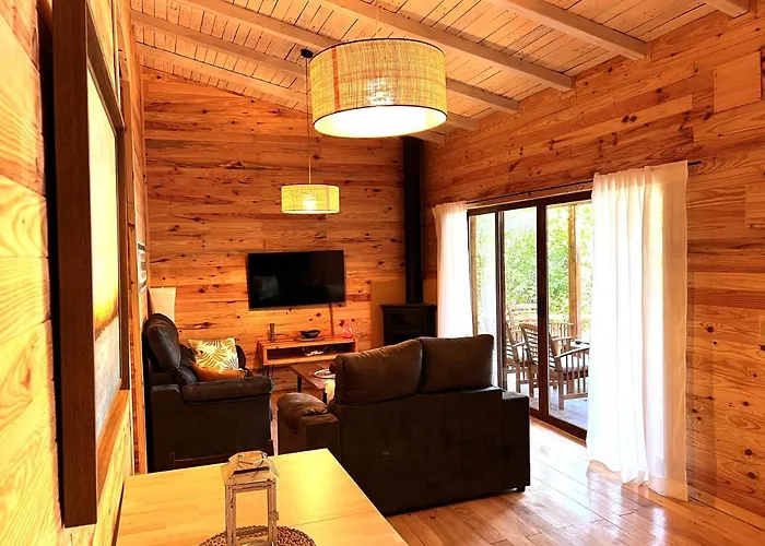 Del Bosque Cerca De Ferienhaus *