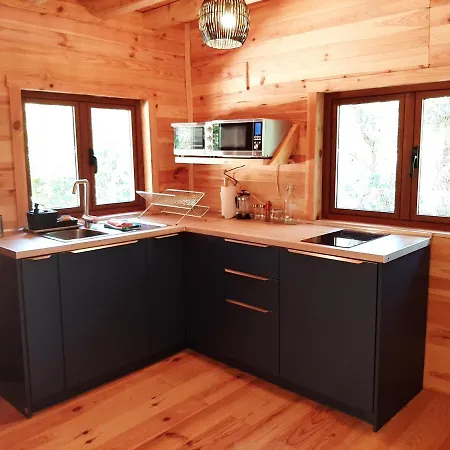 Del Bosque Cerca De Ferienhaus