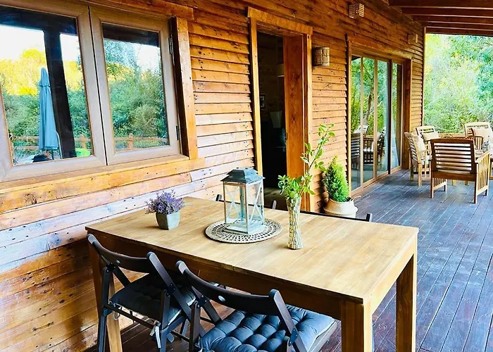 Del Bosque Cerca De Κόρδοβα